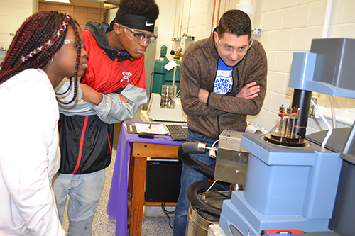 Franklin students and their teacher experience dynamical mechanical analysis of a common snack food